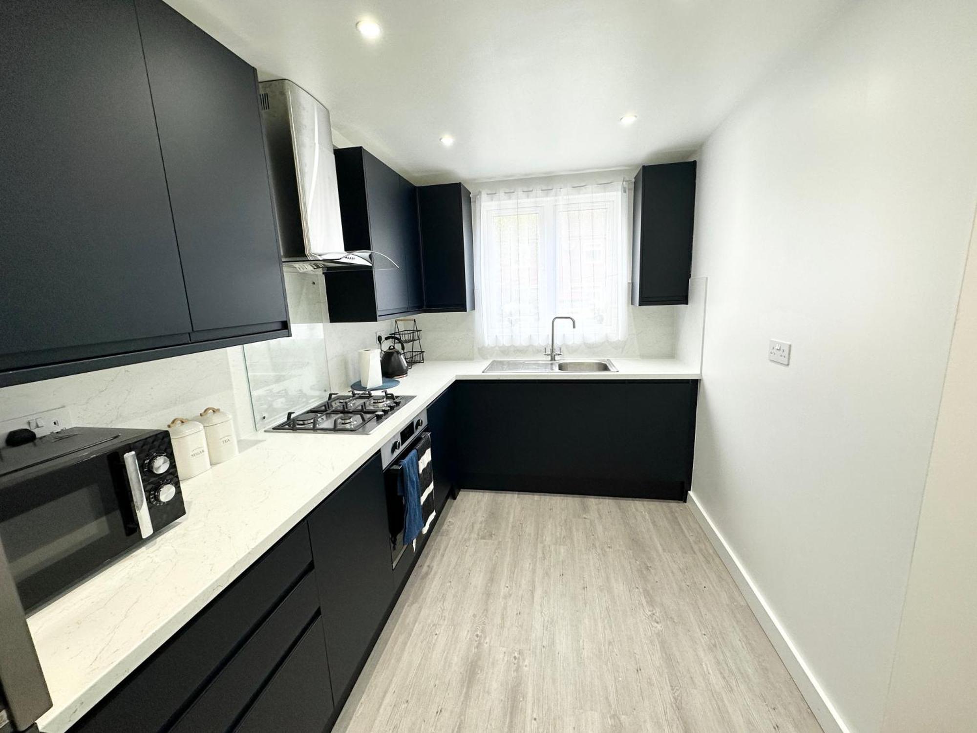 Appartement Newly Renovated Bedrooms Near Train And Bus Station *